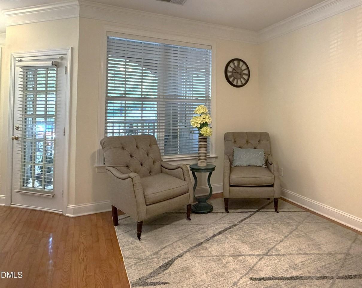 312 Providence Glen Dr #312 - Photo 4 of 16