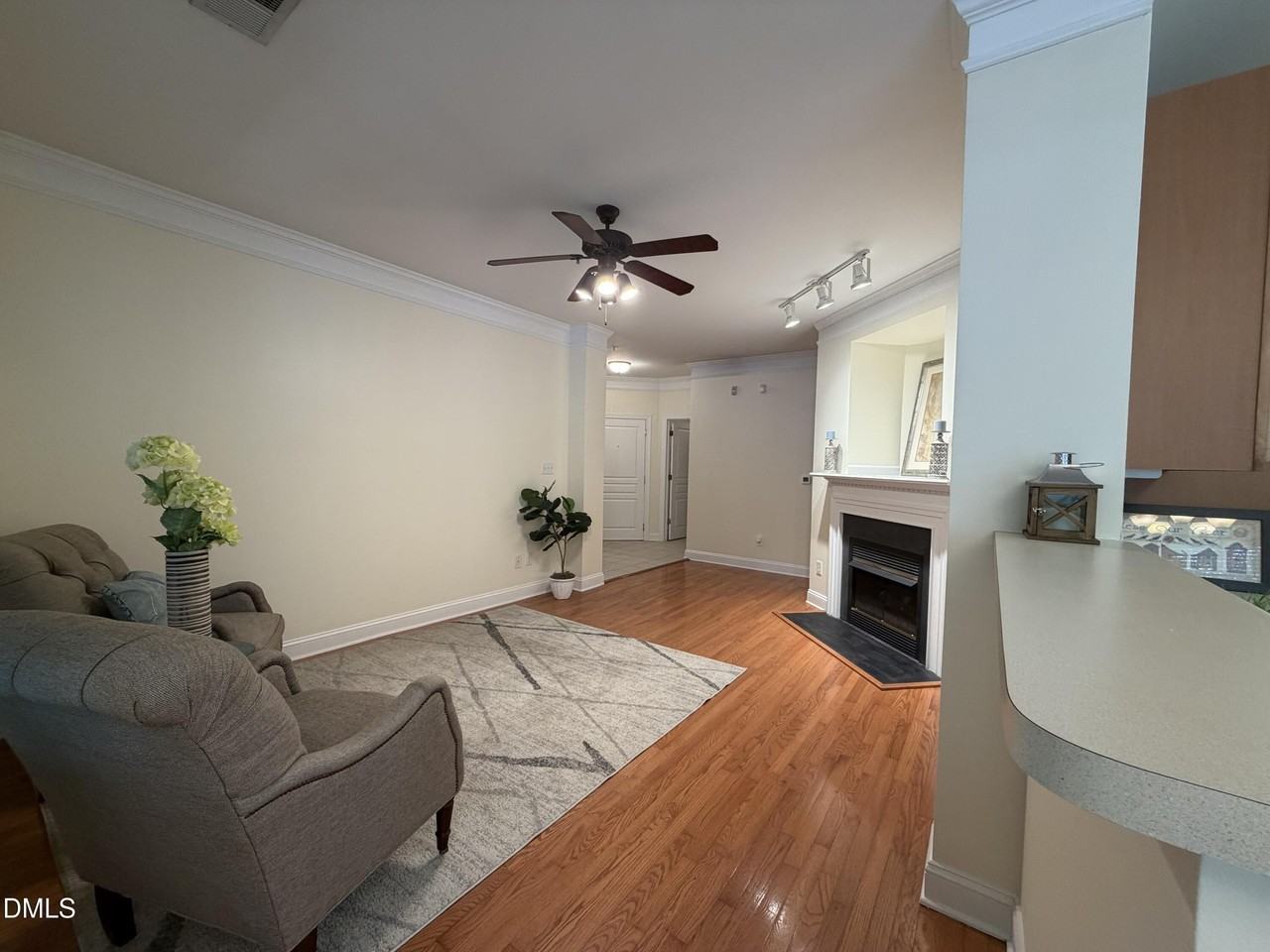 312 Providence Glen Dr #312 - Photo 5 of 16