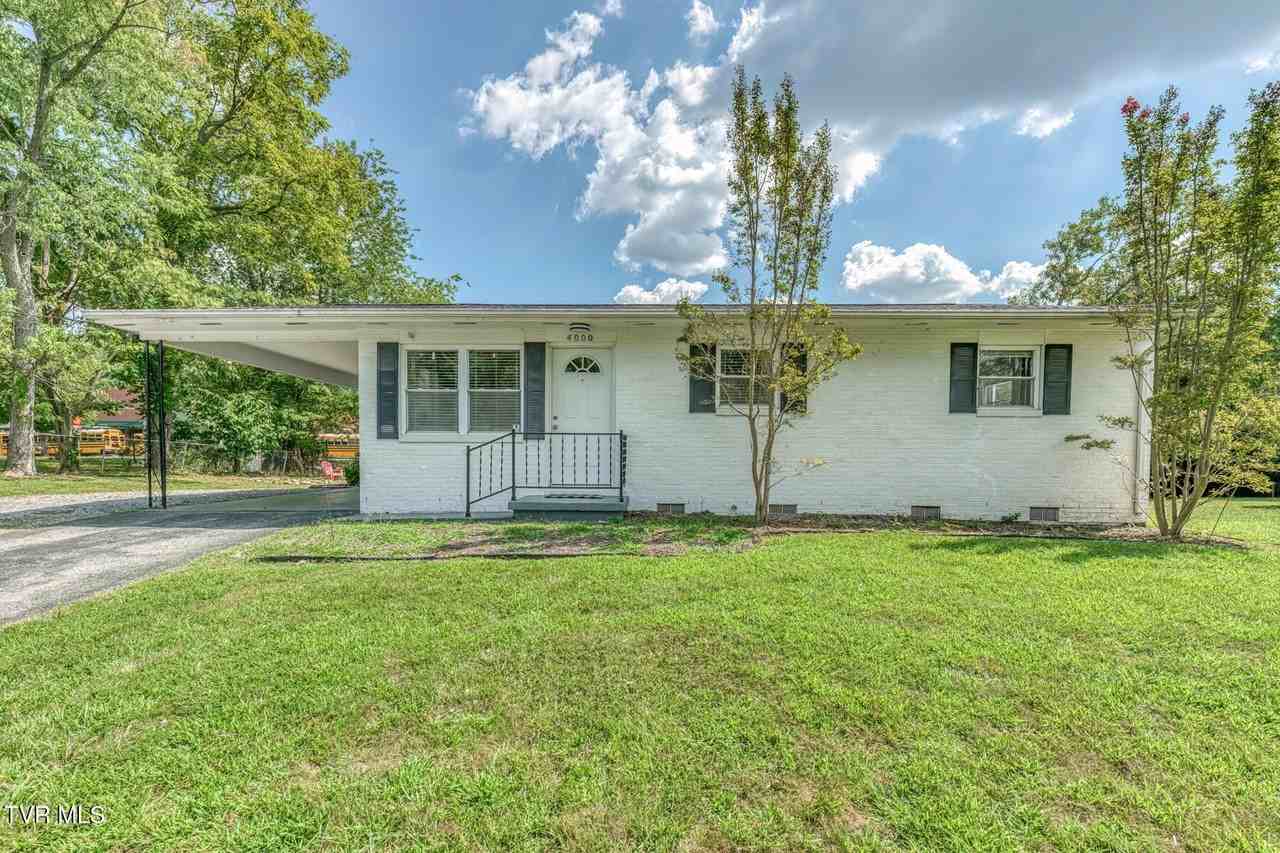 4000 Prescott Dr - Photo 2 of 36