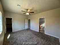 2032 Louise Ave - Photo 3 of 9