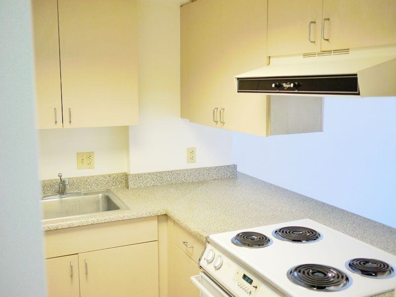 440 Seaside Ave #1 - Photo 5 of 13