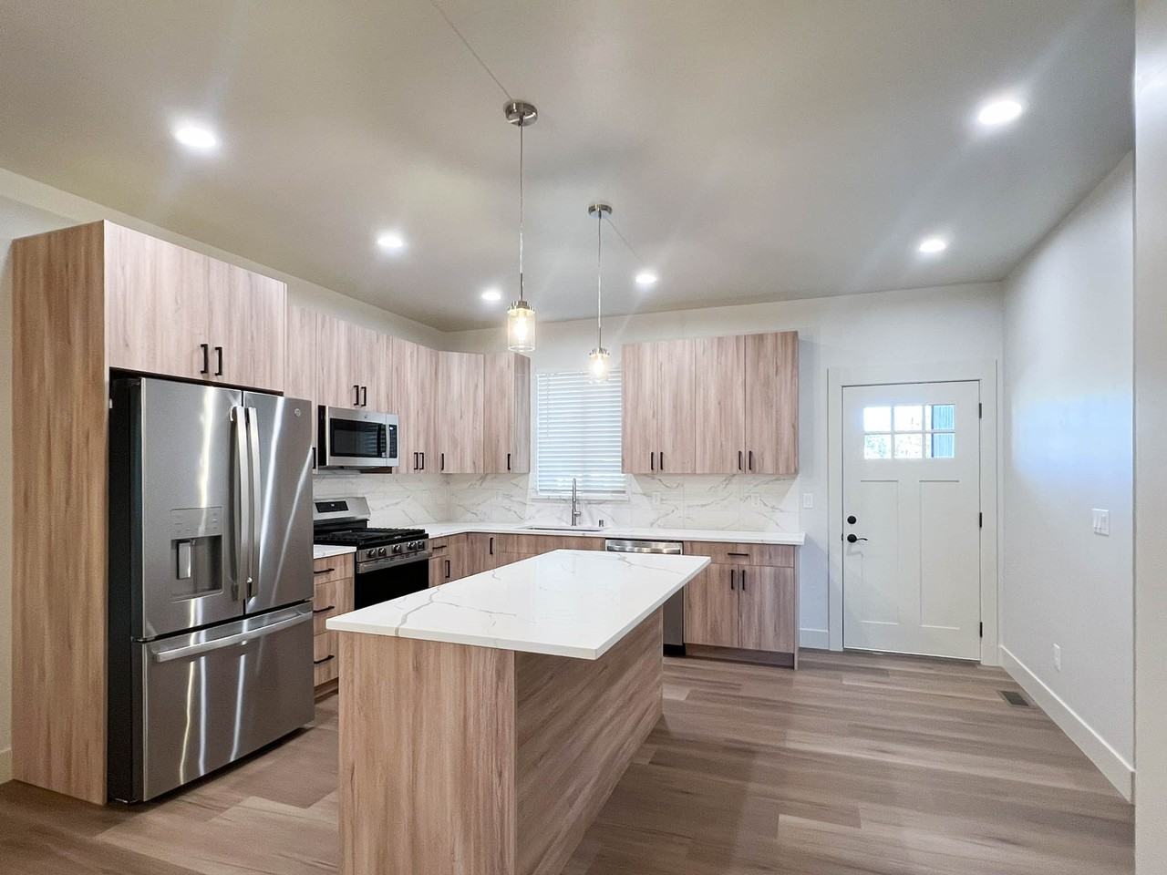 5045 W Sassy Ave #1 - Photo 5 of 24