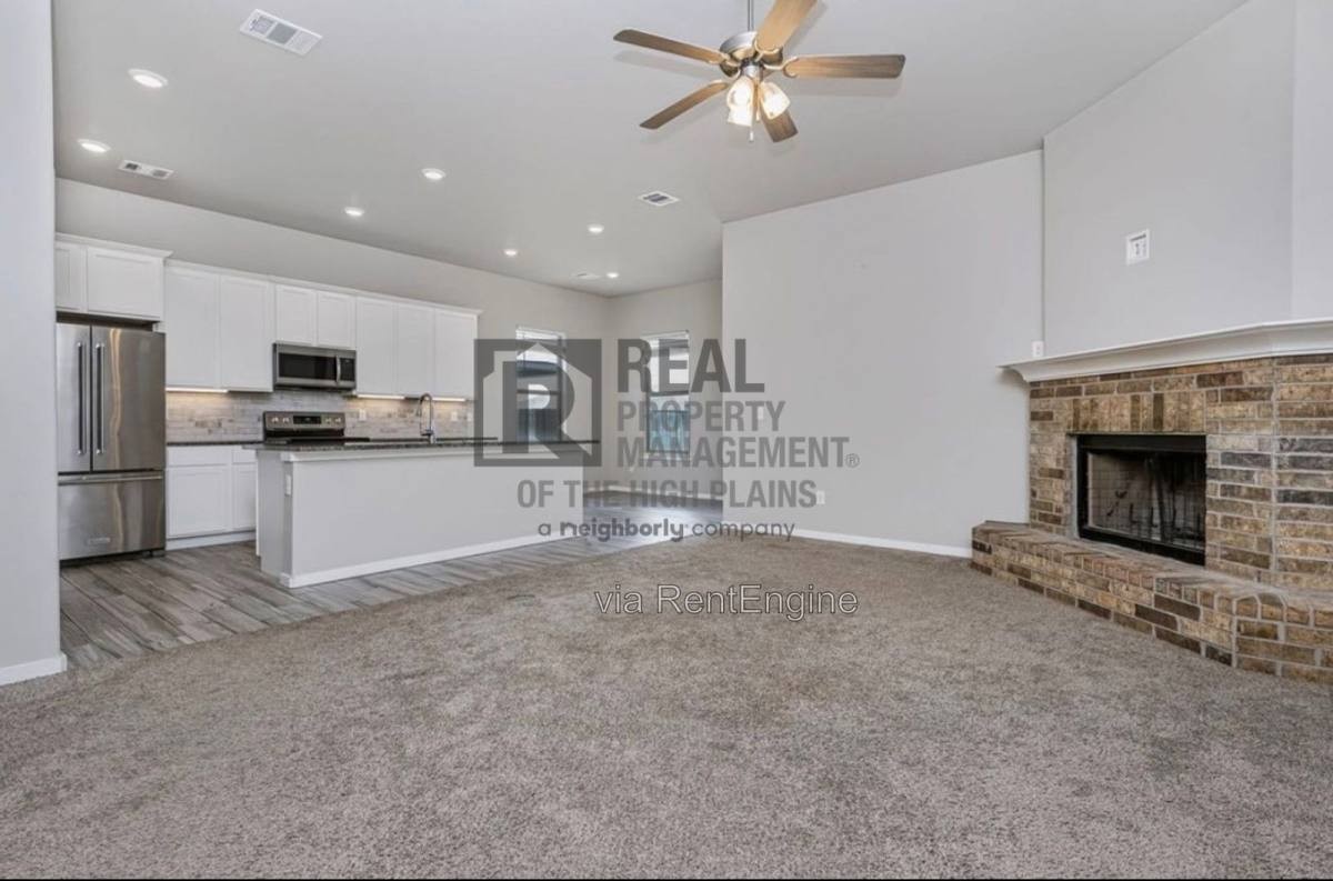 9405 Sydney Dr - Photo 3 of 10
