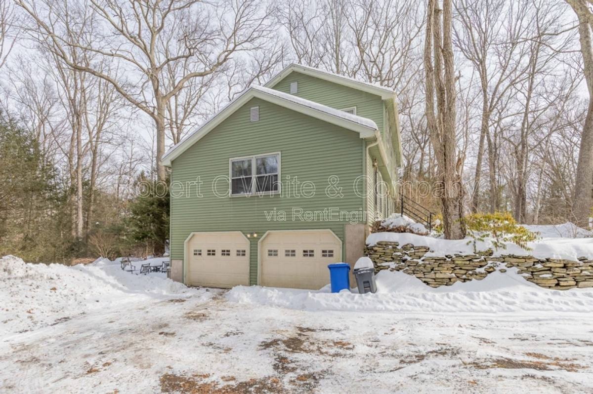 57 Ellise Rd - Photo 3 of 10