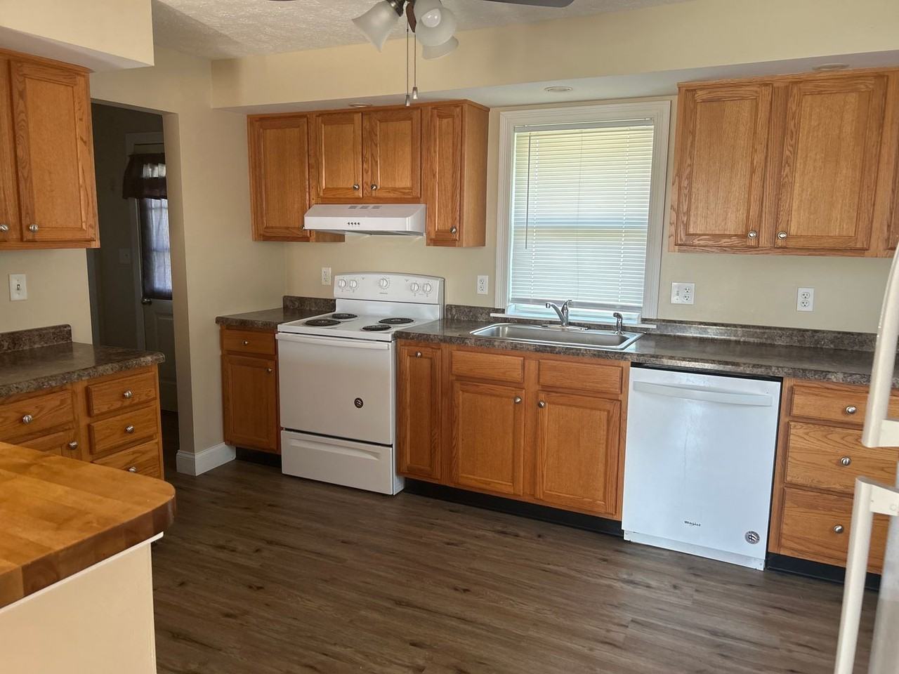 109 David Dr - Photo 5 of 15