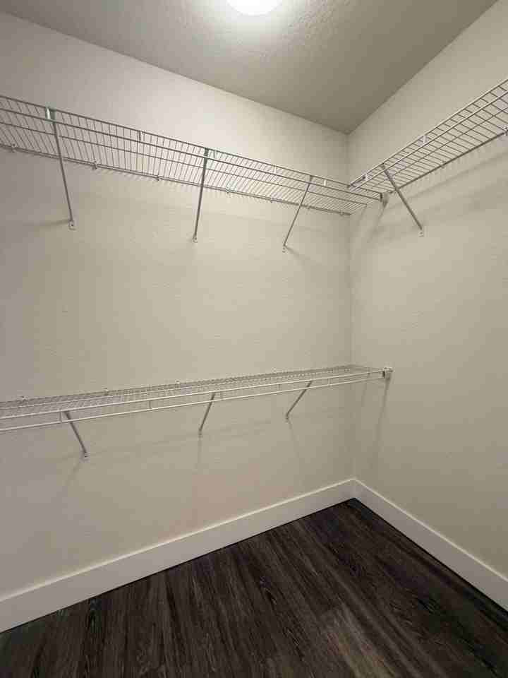 337 Northeast 26th Terrace #S2 - Photo 6 of 7