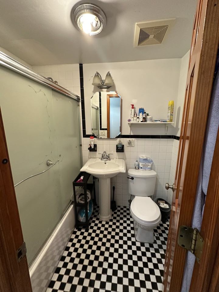 59-30 Menahan Street #B - Photo 4 of 6