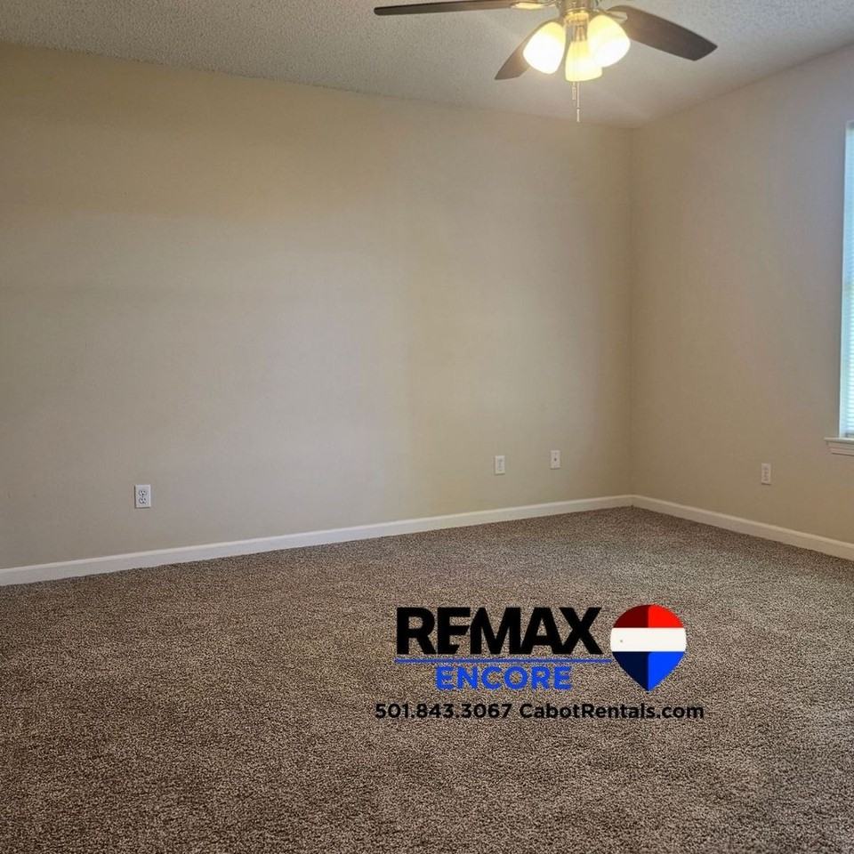 15 Silverado Ct - Photo 7 of 9