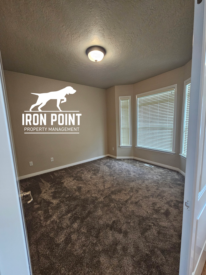 2127 S Alaska Way - Photo 7 of 50