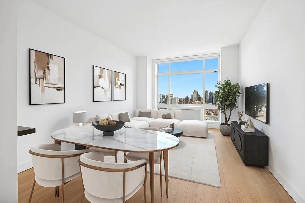 West 42nd Street #18T - Photo 3 of 6
