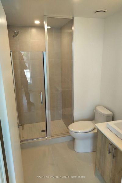 1195 The Queensway #202 - Photo 5 of 8