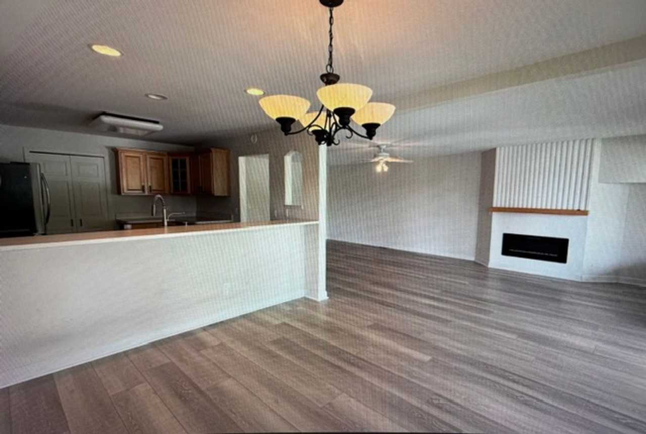 37810 Jefferson Ave - Photo 6 of 16
