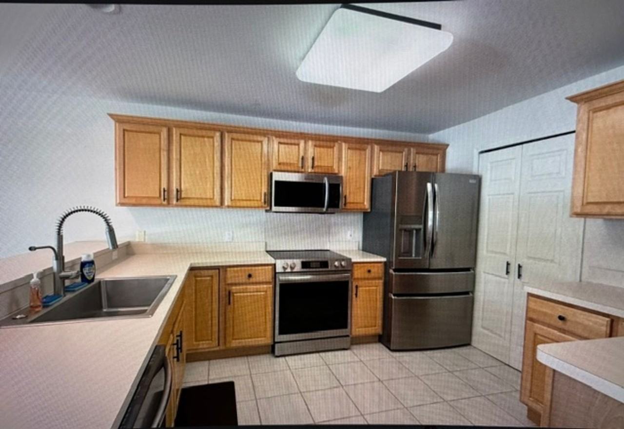 37810 Jefferson Ave - Photo 7 of 16