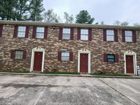 Spacious 2 Bedroom Apartment in Cul - Photo 1 of 1