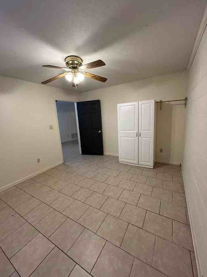 208 Tyler Rd - Photo 4 of 13
