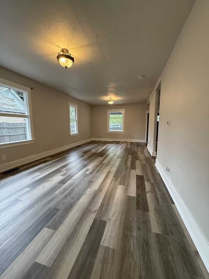 310 Harrison St #NA - Photo 3 of 18