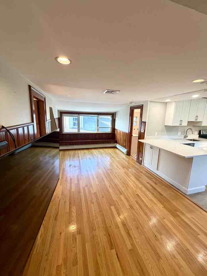7 Lovejoy St #3 - Photo 5 of 13