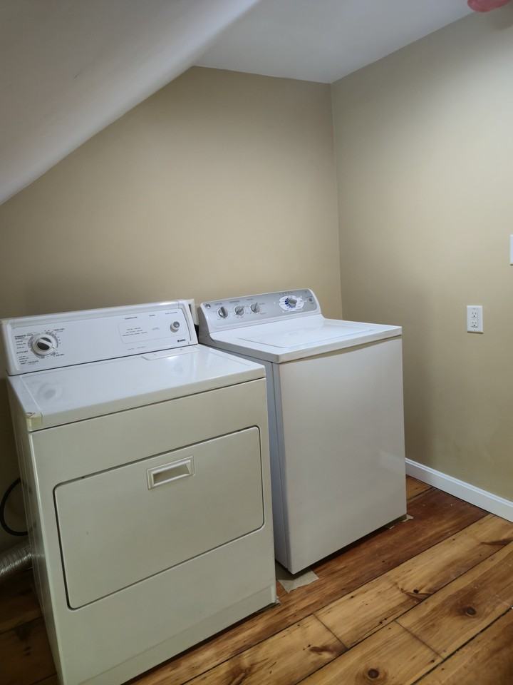 172 Andover St - Photo 7 of 12