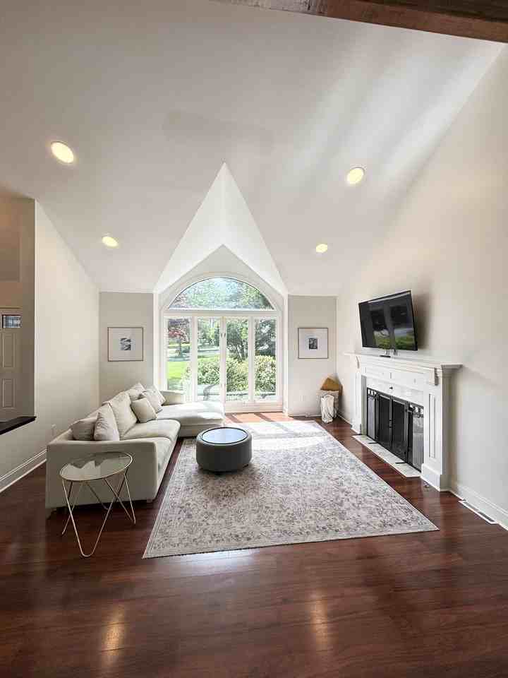 6035 Whitegate Xing #NA - Photo 2 of 22