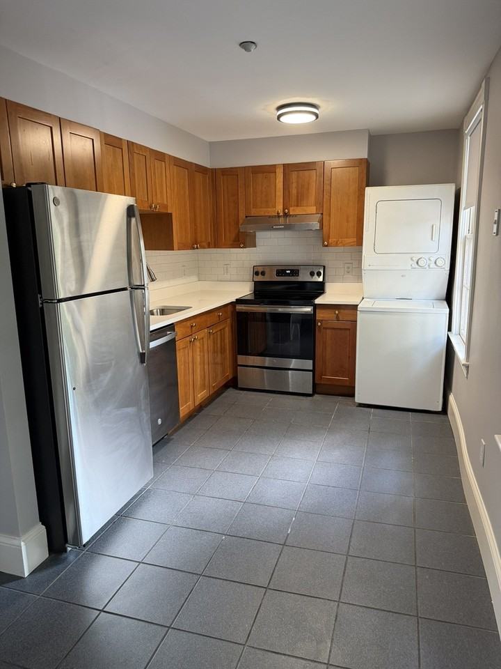26 Garden St #2 - Photo 6 of 27
