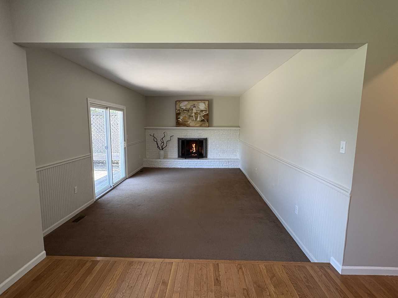 492 Lexington Ct #NA - Photo 4 of 11
