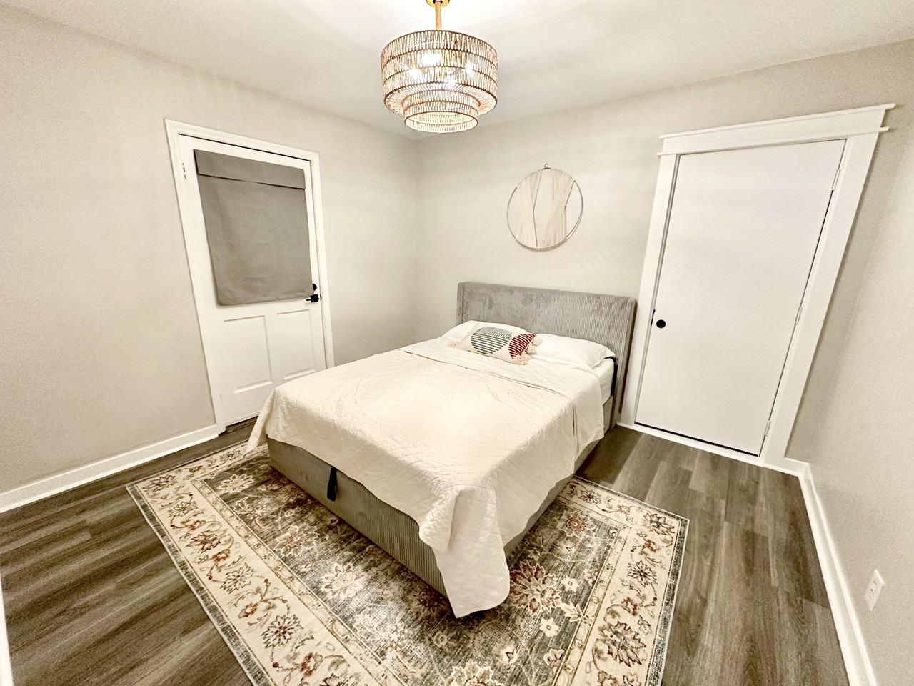 606 Blackstone Ave #NA - Photo 5 of 14