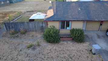 featured image of 725 Manor Way #NA