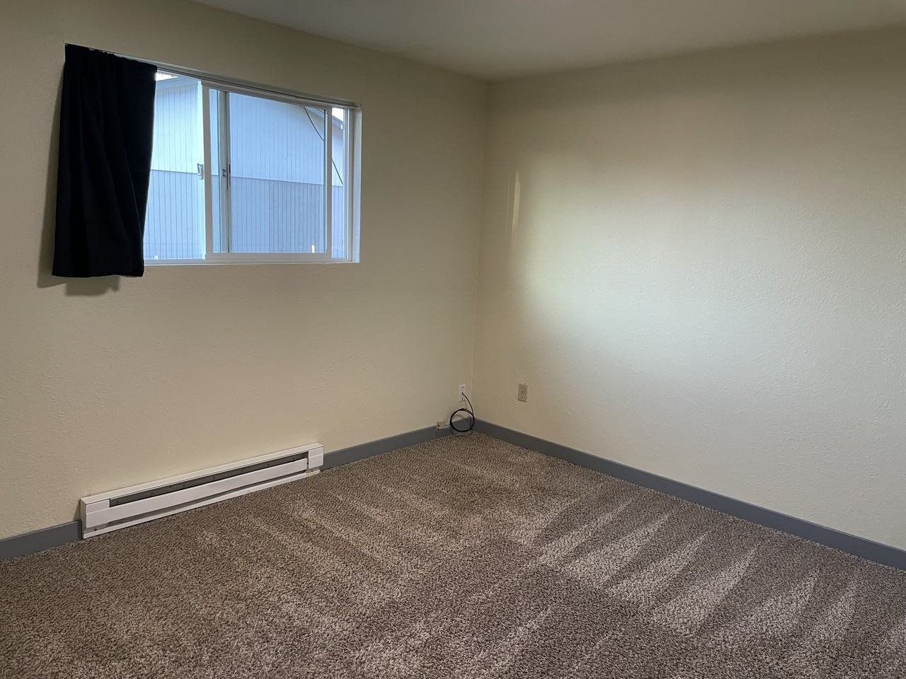 725 Manor Way #NA - Photo 6 of 18