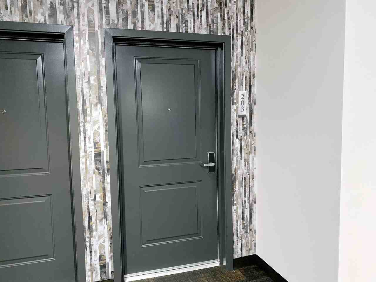 Monticello Apartments in Valencia! - Photo 4 of 7