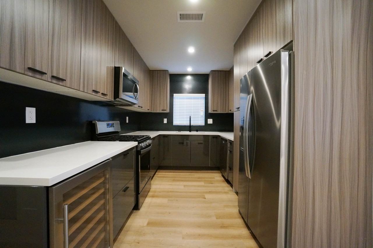 3244 Chapman Street - Photo 4 of 23