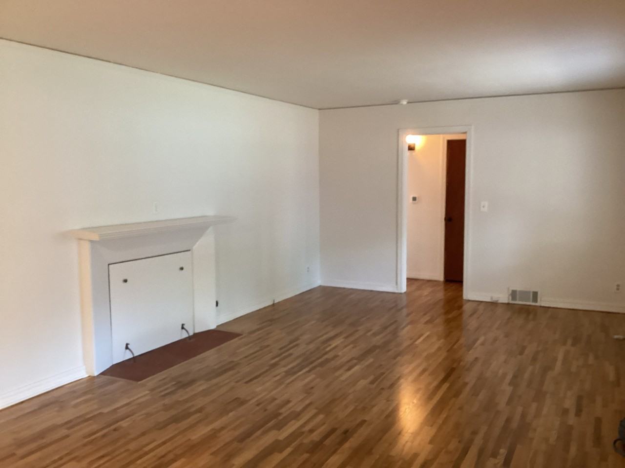 433 W Adams St #NA - Photo 4 of 8