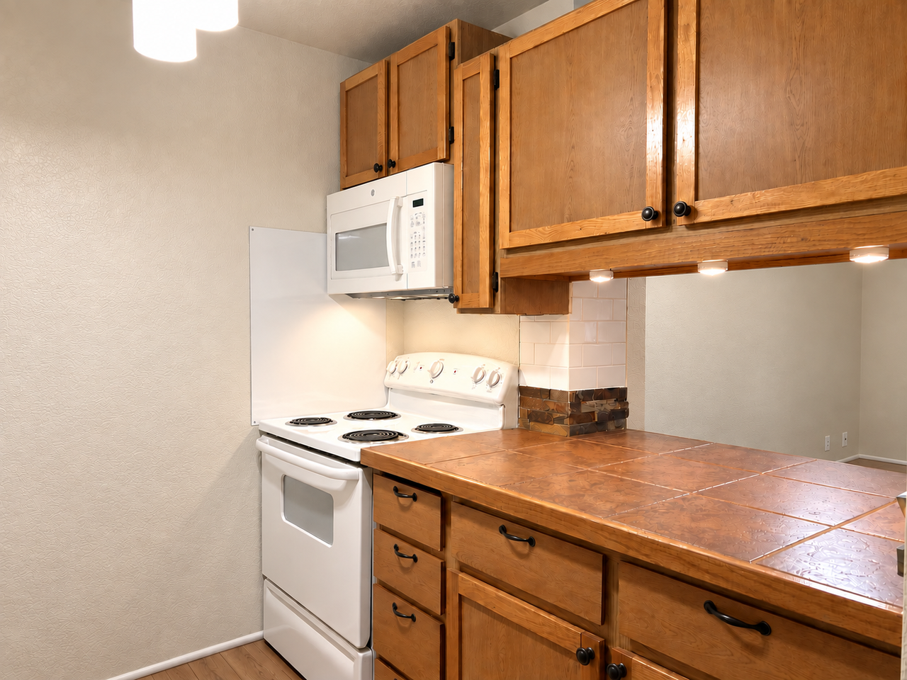 18241 73rd Ave Ne #208 - Photo 3 of 15