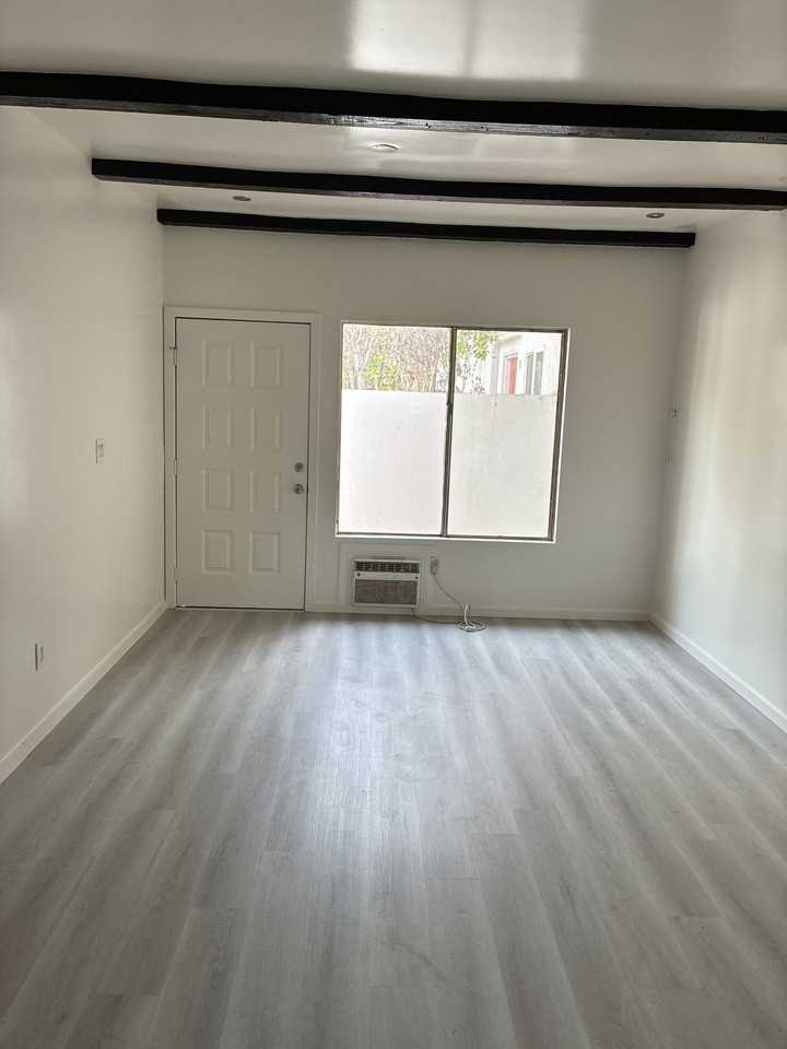522 E Cottonwood Rd #3 - Photo 7 of 21