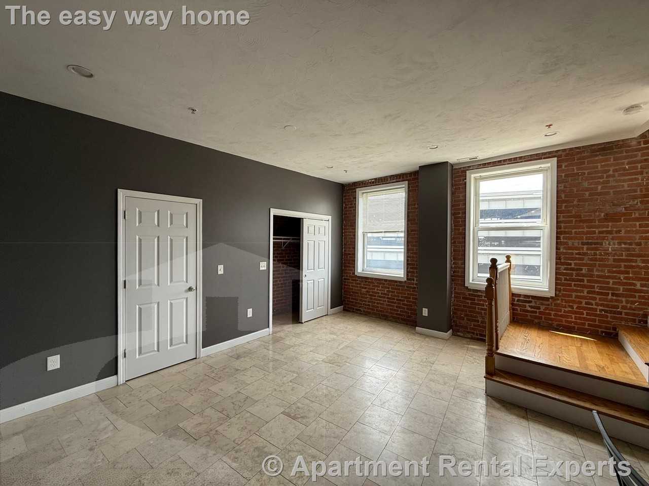 61 Exchange St #11 - Photo 2 of 17