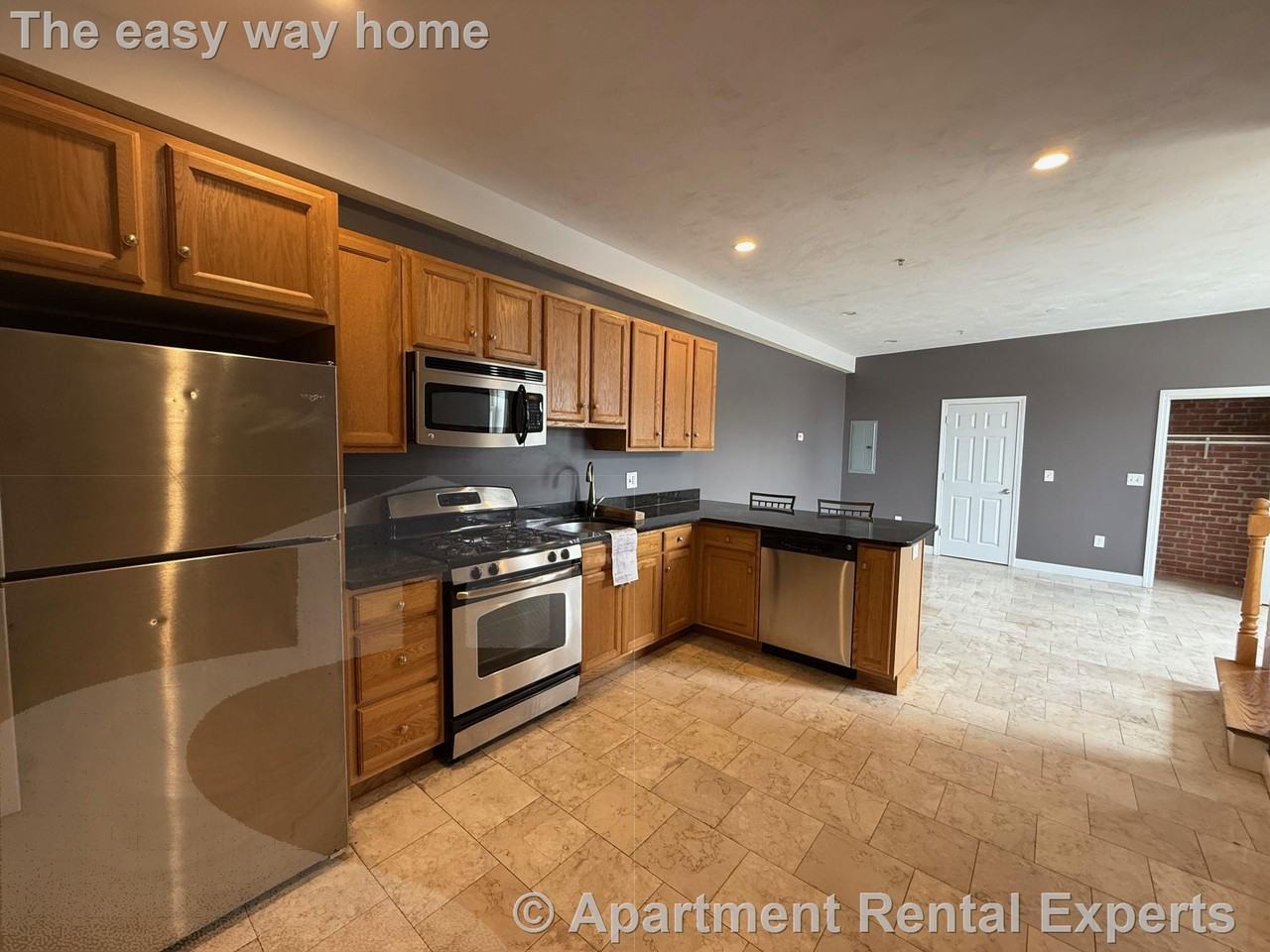 61 Exchange St #11 - Photo 4 of 17
