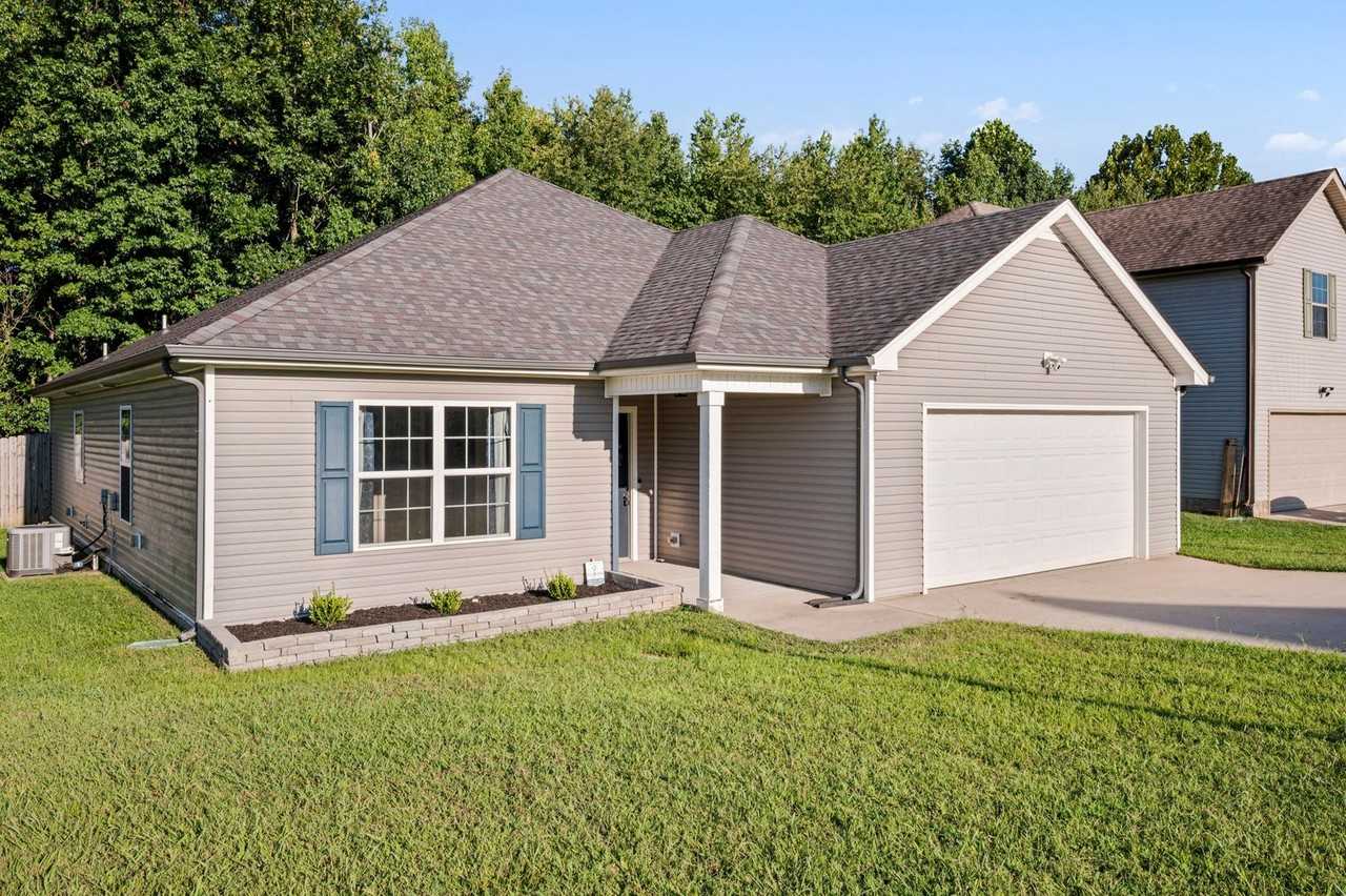1388 Freedom Dr - Photo 2 of 33