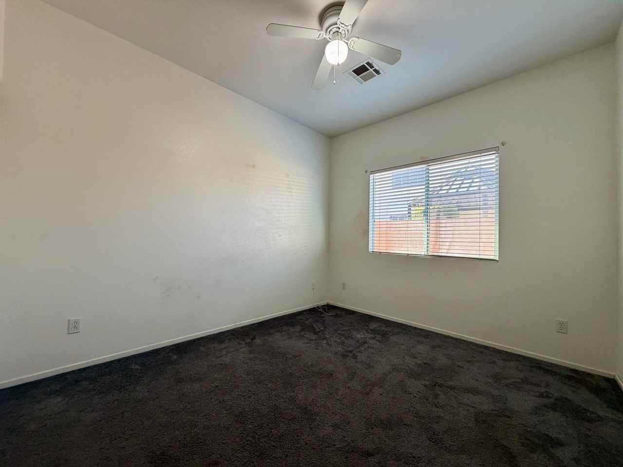 6446 Sierra Sands St - Photo 5 of 10
