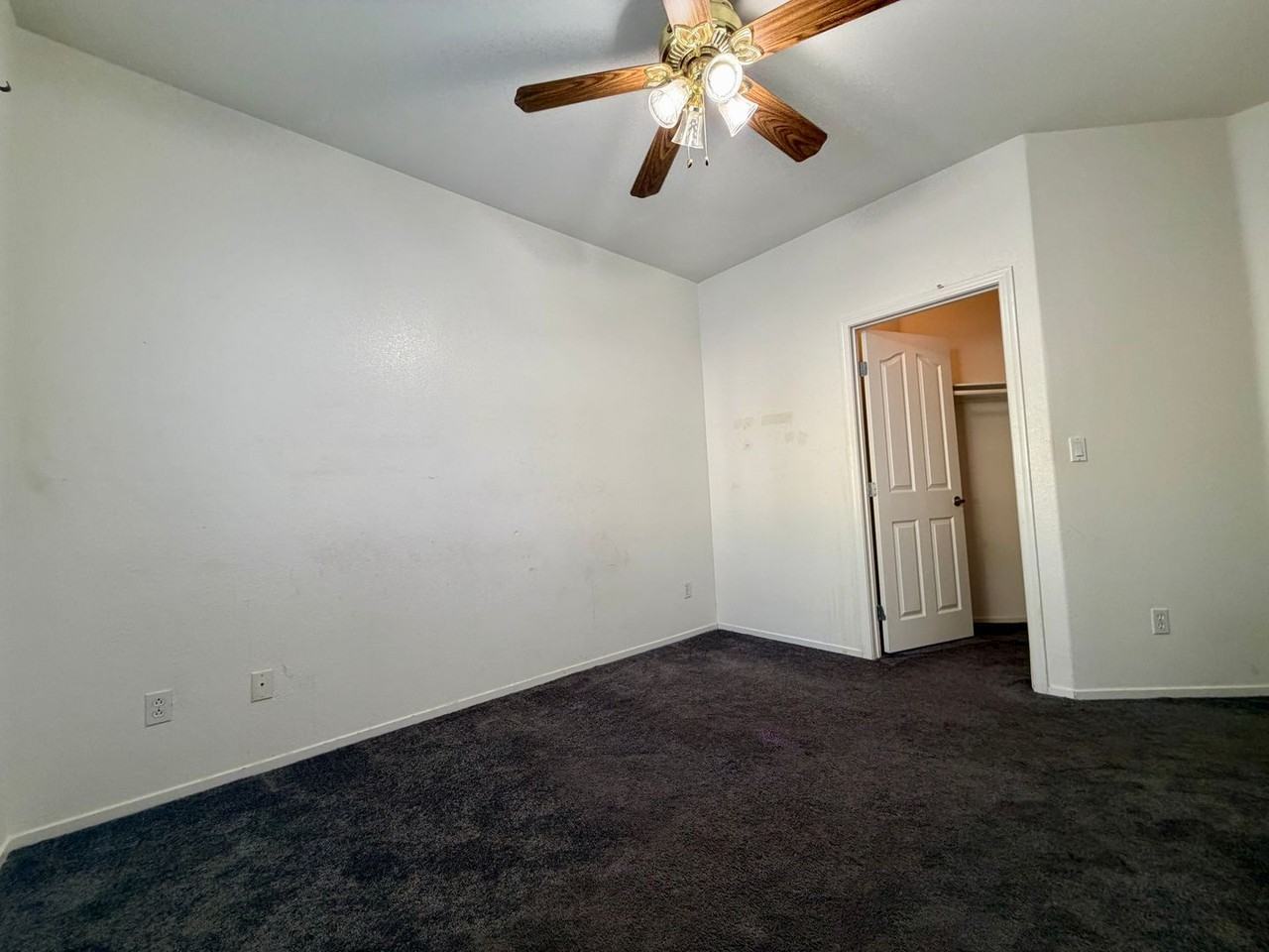6446 Sierra Sands St - Photo 7 of 10