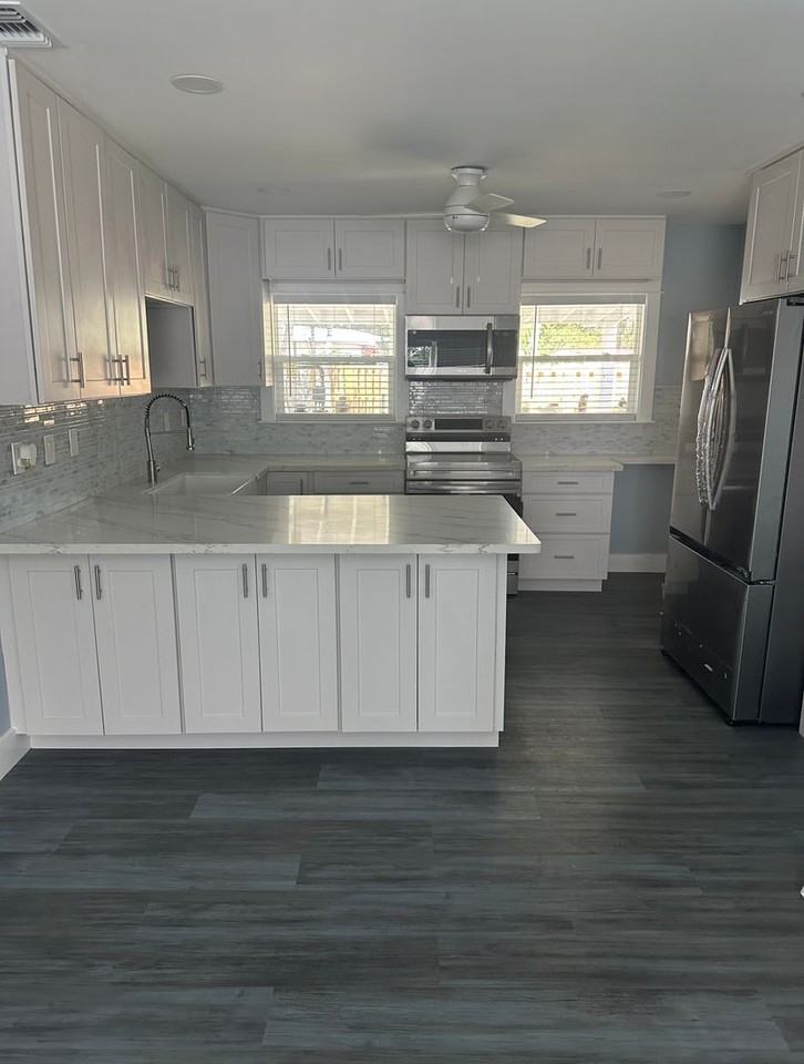 1301 Fortune Ave - Photo 2 of 13