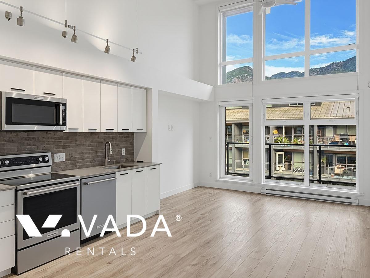 38013 Third Ave - Photo 4 of 12