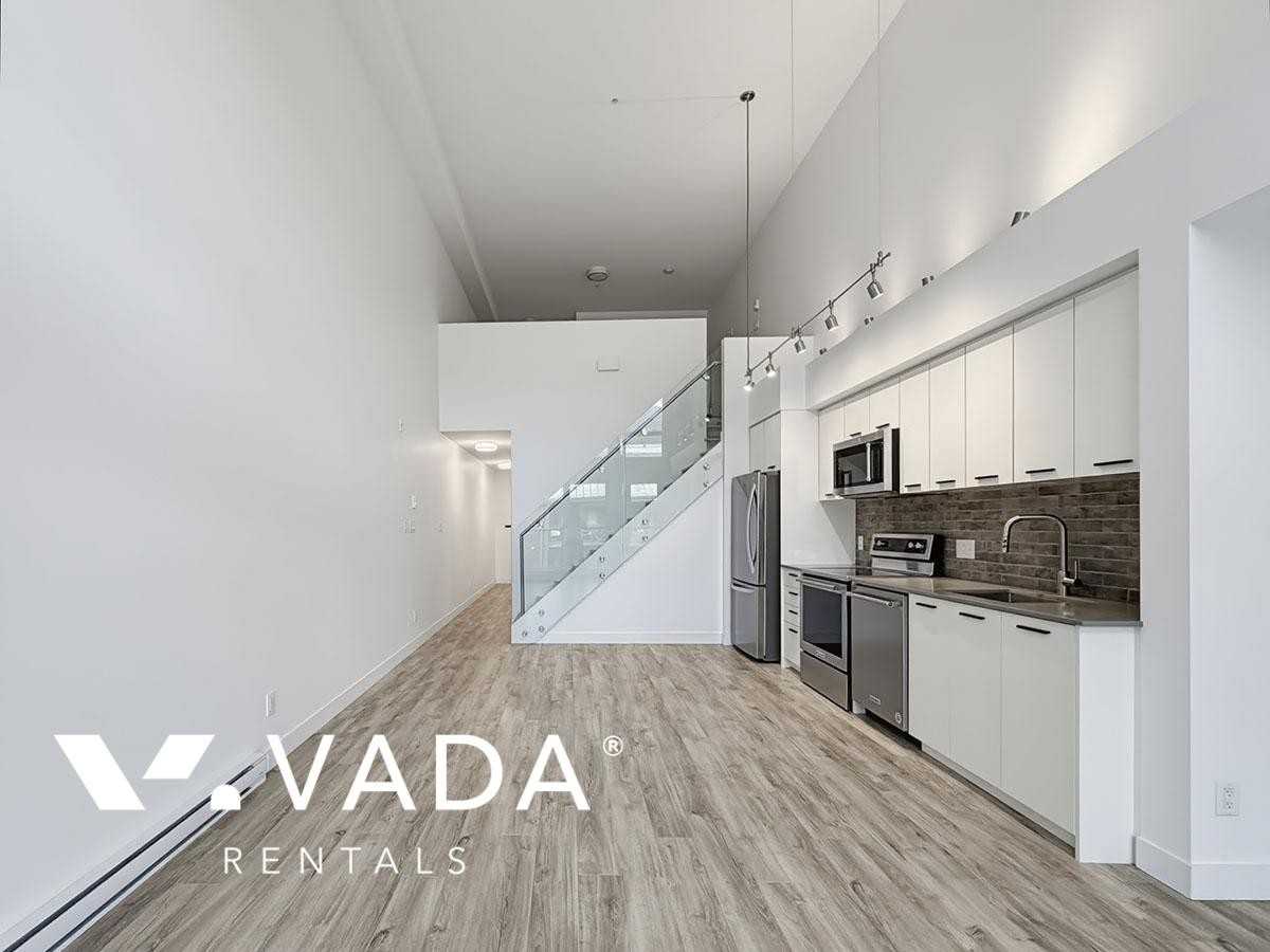 38013 Third Ave - Photo 5 of 12