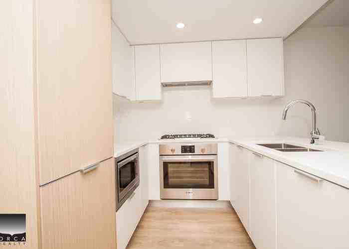 5080 Quebec St - Photo 3 of 21