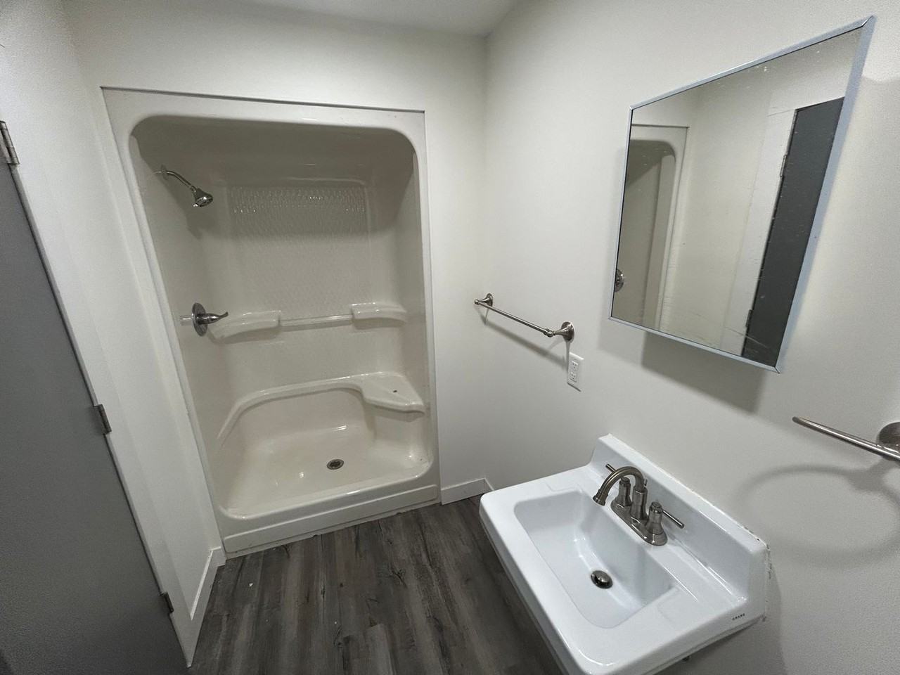 703 N Park/704 N Main - Photo 7 of 50