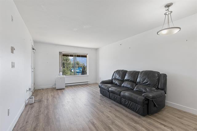 45561 Yale Rd #405 - Photo 3 of 11