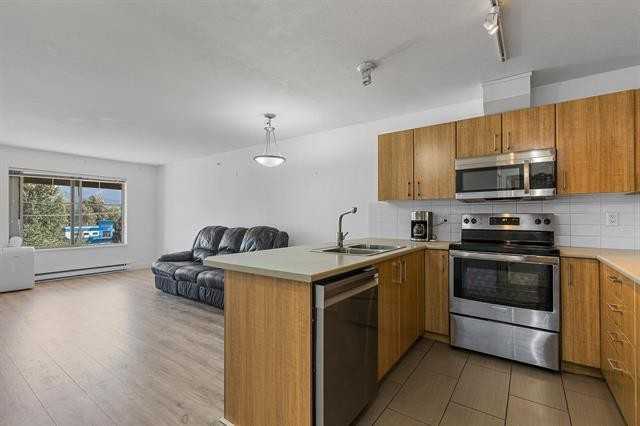 45561 Yale Rd #405 - Photo 4 of 11