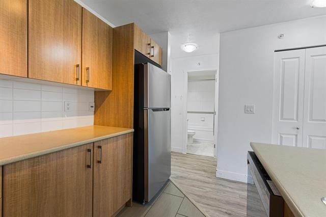 45561 Yale Rd #405 - Photo 6 of 11