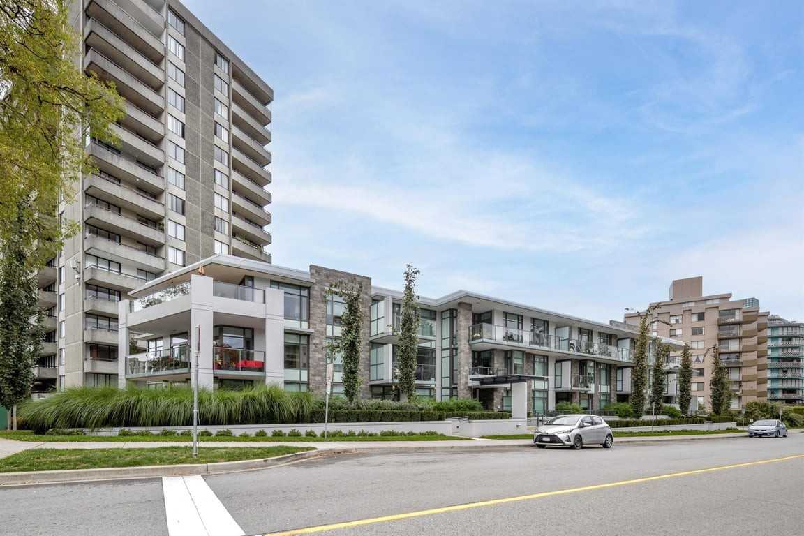 Bellevue - Photo 2 of 26