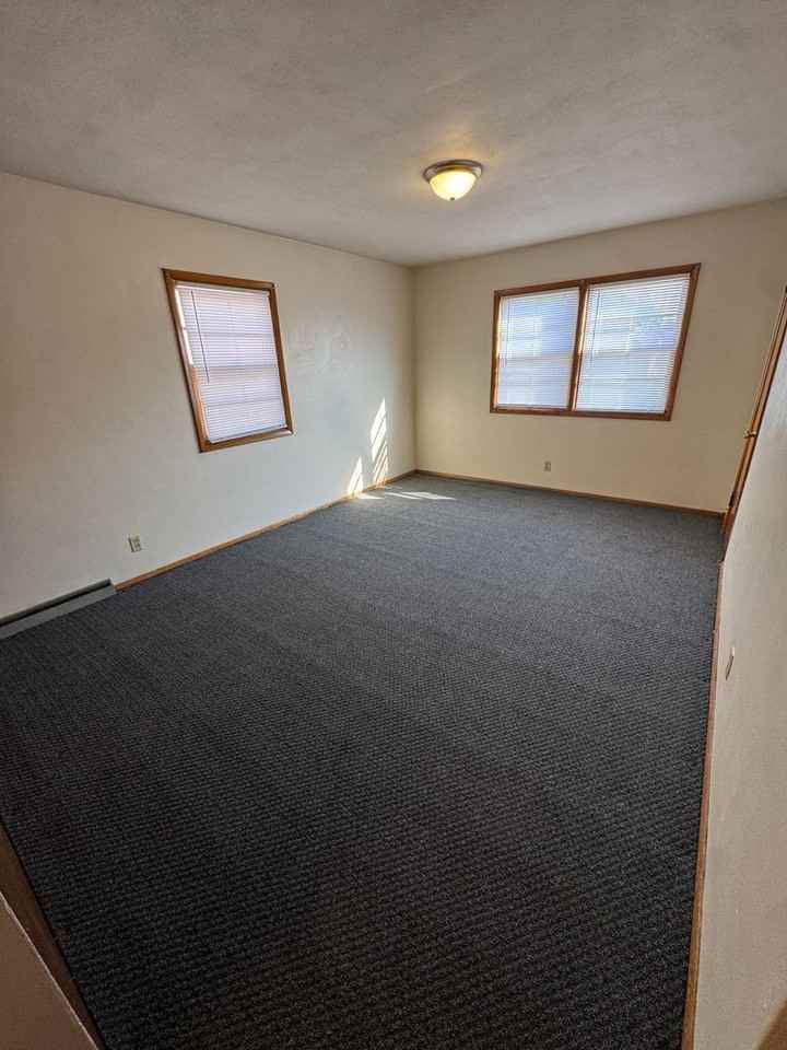 731 Avenue C - Photo 3 of 7