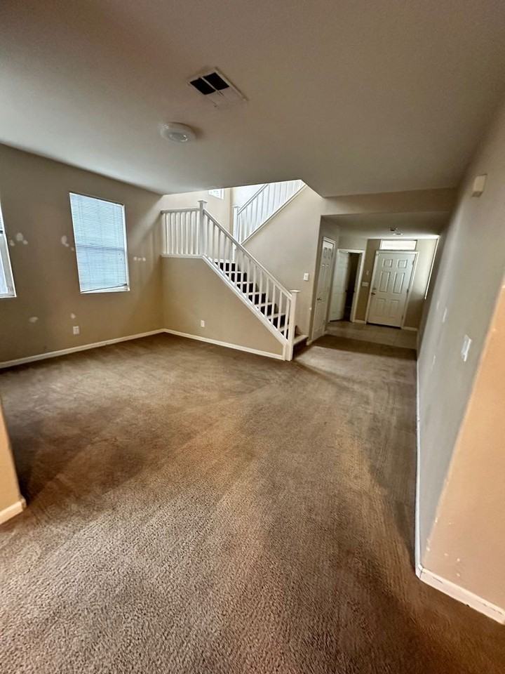 2161 Chapman Oak Dr - Photo 7 of 17