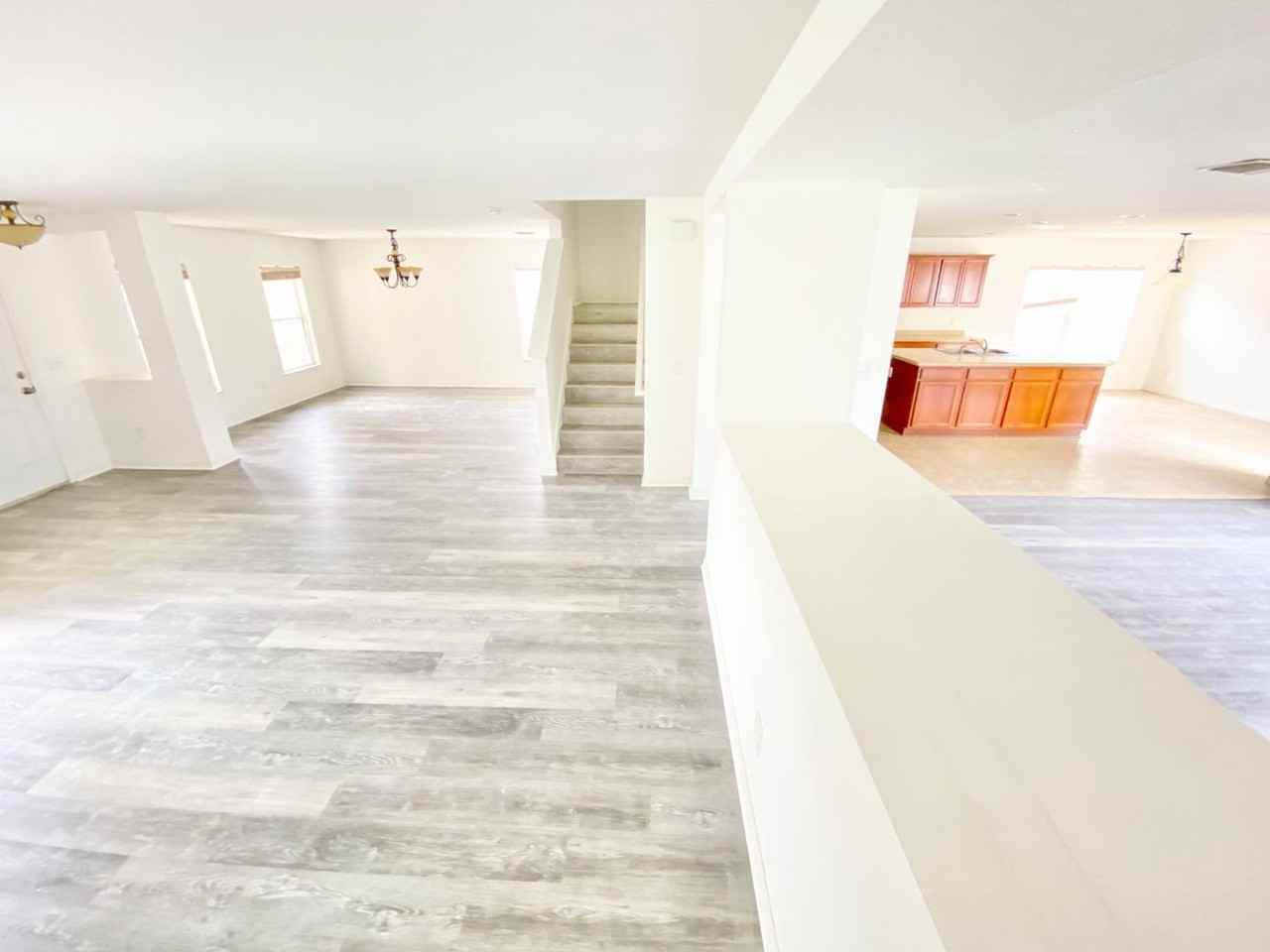 13631 Phoenix Dr - Photo 7 of 50